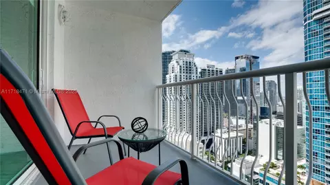 1200 Brickell Bay Dr #3916, Miami, FL 33131