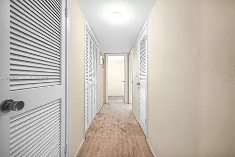 Entry Way - 915 W 80th Pl, Hialeah, FL 33014 photo 3 of 4