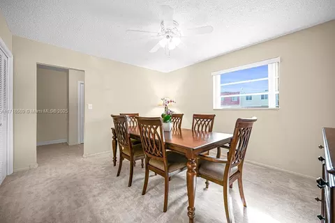 Dining - 915 W 80th Pl, Hialeah, FL 33014 photo 2 of 2