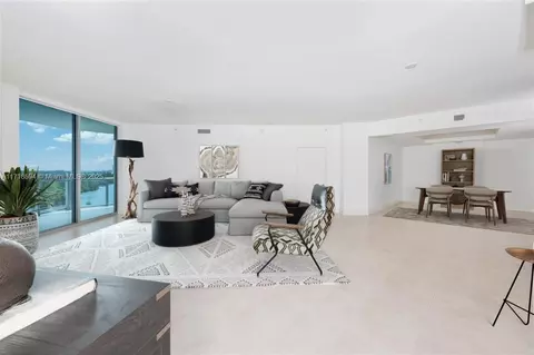 17111 Biscayne Blvd #1204, North Miami Beach, FL 33160