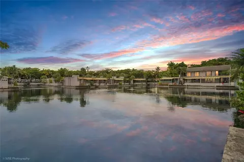 6438 Milk Wagon Ln #6438, Miami Lakes, FL 33014