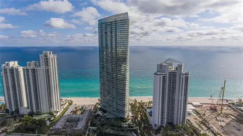18975 Collins Ave #305, Sunny Isles Beach, FL 33160