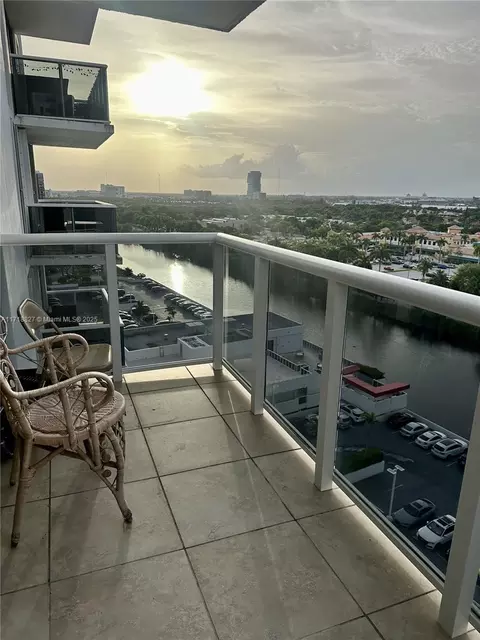 3675 N Country Club Dr #1201, Aventura, FL 33180