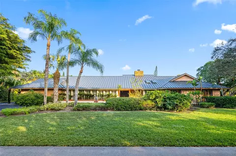 15305 SW 73rd Ct, Palmetto Bay, FL 33157