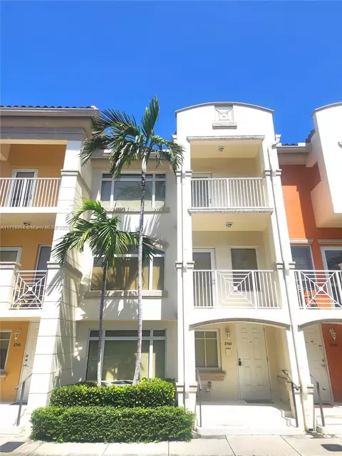 2743 NE 184th Way, Aventura, FL 33160