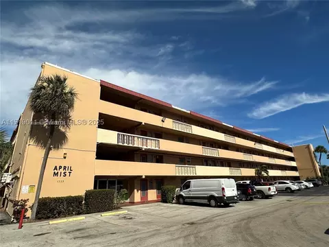 1333 E Hallandale Beach Blvd #441, Hallandale Beach, FL 33009