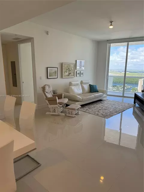 16001 Collins Ave #2605, Sunny Isles Beach, FL 33160