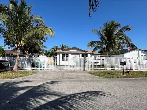 19633 SW 123rd Ave, Miami, FL 33177