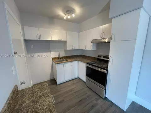 1824 Monroe St #14, Hollywood, FL 33020