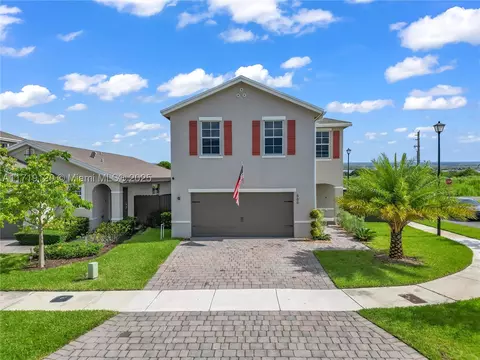 666 NE 5th Way, Florida City, FL 33034
