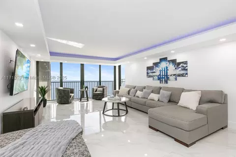 2101 S Ocean Dr #2501, Hollywood, FL 33019
