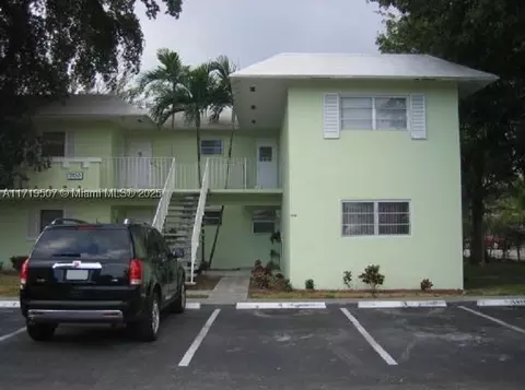 7530 SW 82nd St #G204, Miami, FL 33143