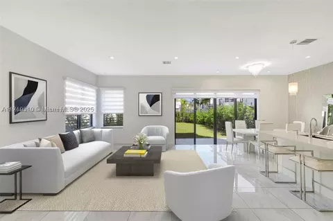8261 NW 48th Ter, Doral, FL 33166