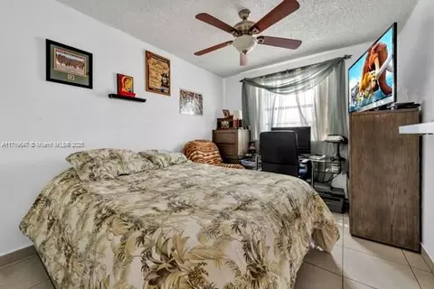 949 W 79th St, Hialeah, FL 33014 photo 25