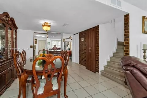 949 W 79th St, Hialeah, FL 33014 photo 14
