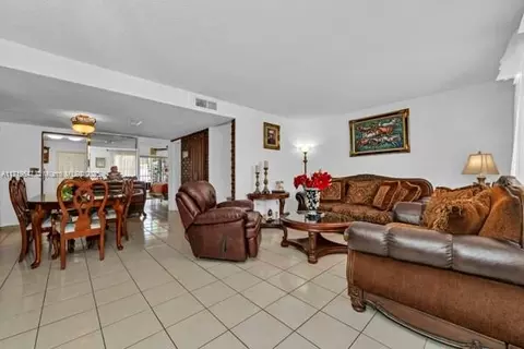 949 W 79th St, Hialeah, FL 33014 photo 18