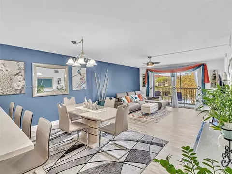 12950 SW 13th St #205D, Pembroke Pines, FL 33027