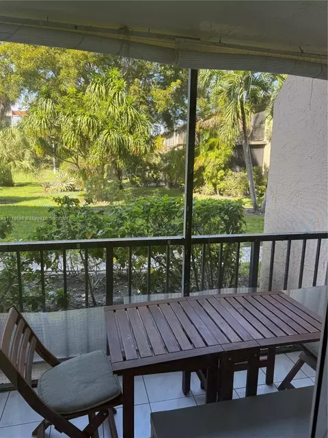 2101 Atlantic Shore Bay #117, Hallandale Beach, FL 33009
