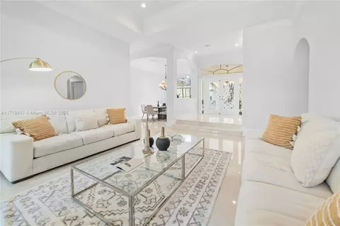 9661 SW 123rd St, Miami, FL 33176