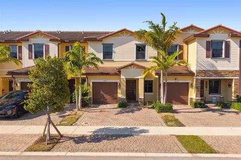 4663 Blazer Ter #4663, Davie, FL 33314