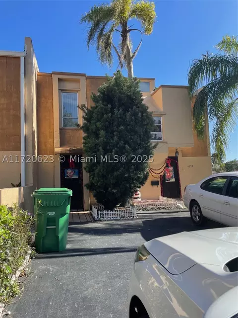 6695 SW 138th Ct, Miami, FL 33183