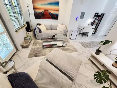 727 Jefferson Ave #7, Miami Beach, FL 33139