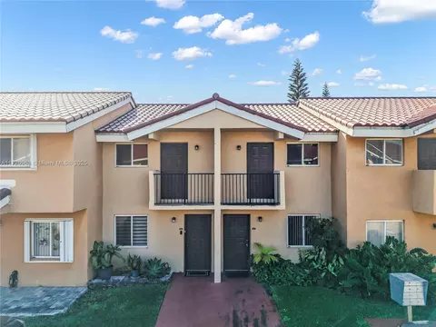 8252 NW 6th Ter #238, Miami, FL 33126