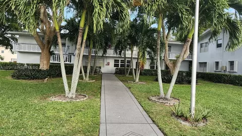 564 Durham T #564, Deerfield Beach, FL 33442