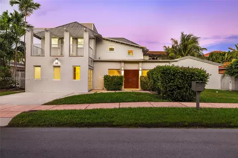 761 Ridgewood Rd, Key Biscayne, FL 33149