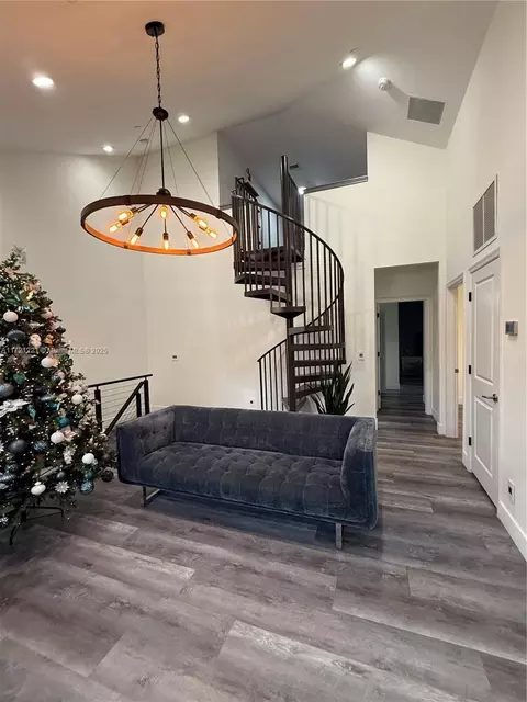 Undisclosed, Cooper City, FL 33024