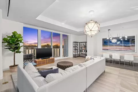 4701 N Meridian Ave #315, Miami Beach, FL 33140
