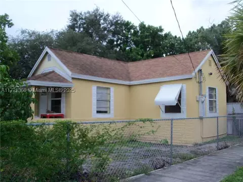 800 Phippen Waiters Rd, Dania Beach, FL 33004