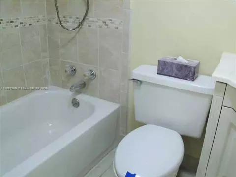 Bath - 800 Phippen Waiters Rd, Dania Beach, FL 33004 photo 3 of 3