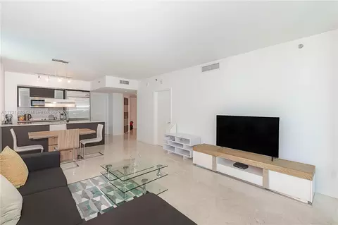 55 SE 6th St #1507, Miami, FL 33131