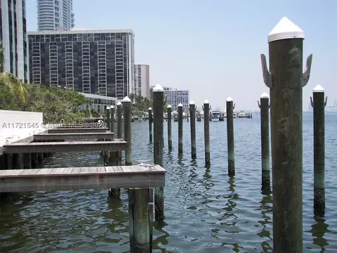 2101 Brickell Ave #2712, Miami, FL 33129