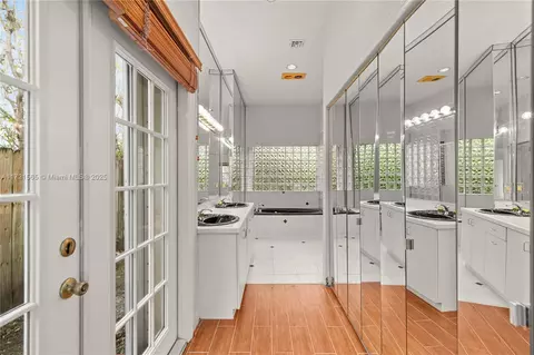 Other - 665 Hampton Ln, Key Biscayne, FL 33149 photo 4 of 7