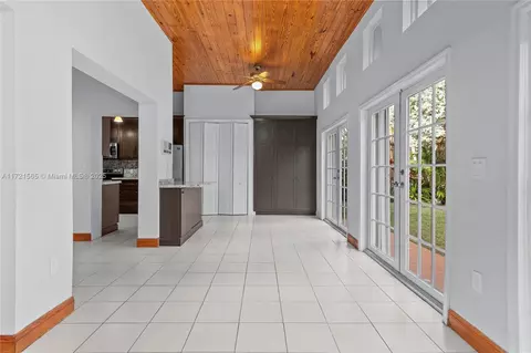 Other - 665 Hampton Ln, Key Biscayne, FL 33149 photo 2 of 7