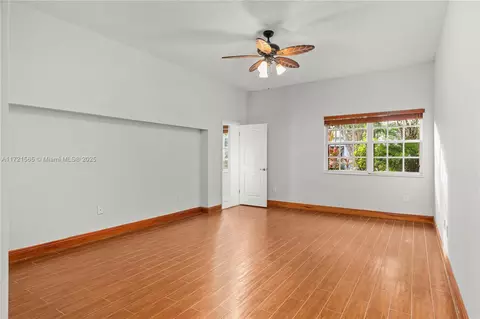 Bedroom - 665 Hampton Ln, Key Biscayne, FL 33149 photo 1 of 4