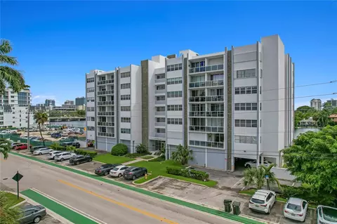 9381 E Bay Harbor Dr #301N, Bay Harbor Islands, FL 33154