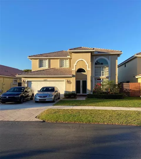 16445 SW 100th Ter, Miami, FL 33196