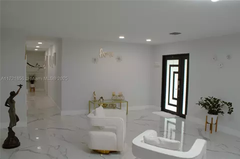 27445 SW 166th Ave, Homestead, FL 33031