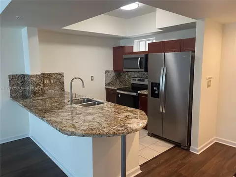 7280 SW 89th St #D603, Miami, FL 33156