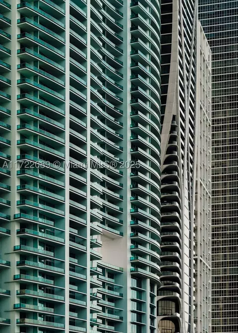 900 Biscayne Blvd #1812, Miami, FL 33132