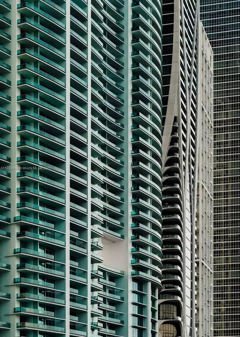 900 Biscayne Blvd #1812, Miami, FL 33132