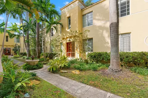 1572 Meridian Ave #4, Miami Beach, FL 33139
