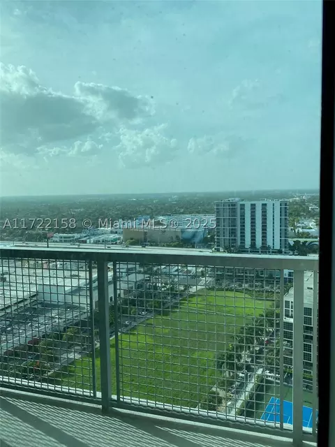3301 NE 1st Ave #H2411, Miami, FL 33137