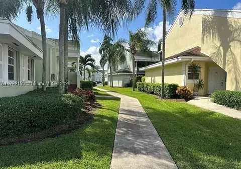 2529 SE 20th Pl #102-C, Homestead, FL 33035