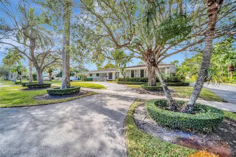11700 SW 72nd Ave, Pinecrest, FL 33156