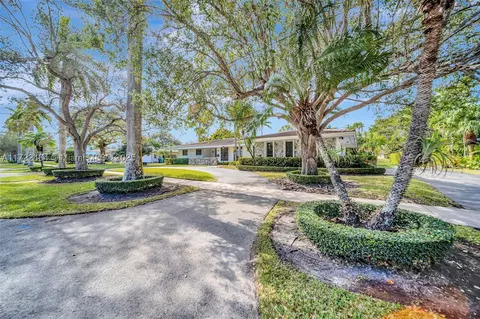 11700 SW 72nd Ave, Pinecrest, FL 33156
