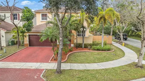 2039 NE 6th Ct, Homestead, FL 33033